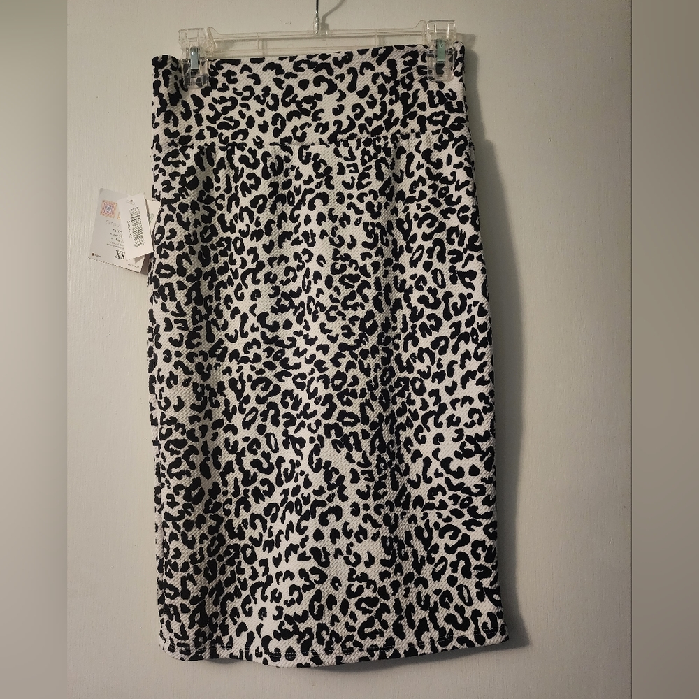 LuLaRoe Cassie Skirt